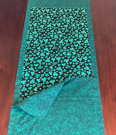 84" St. Patrick's Day Reversible Table Runner with Linen Napkins (Set of 4 or 6)