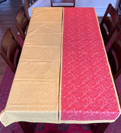 88" Red Swirl Reversible Table Runner and Napkins (Set of 6)
